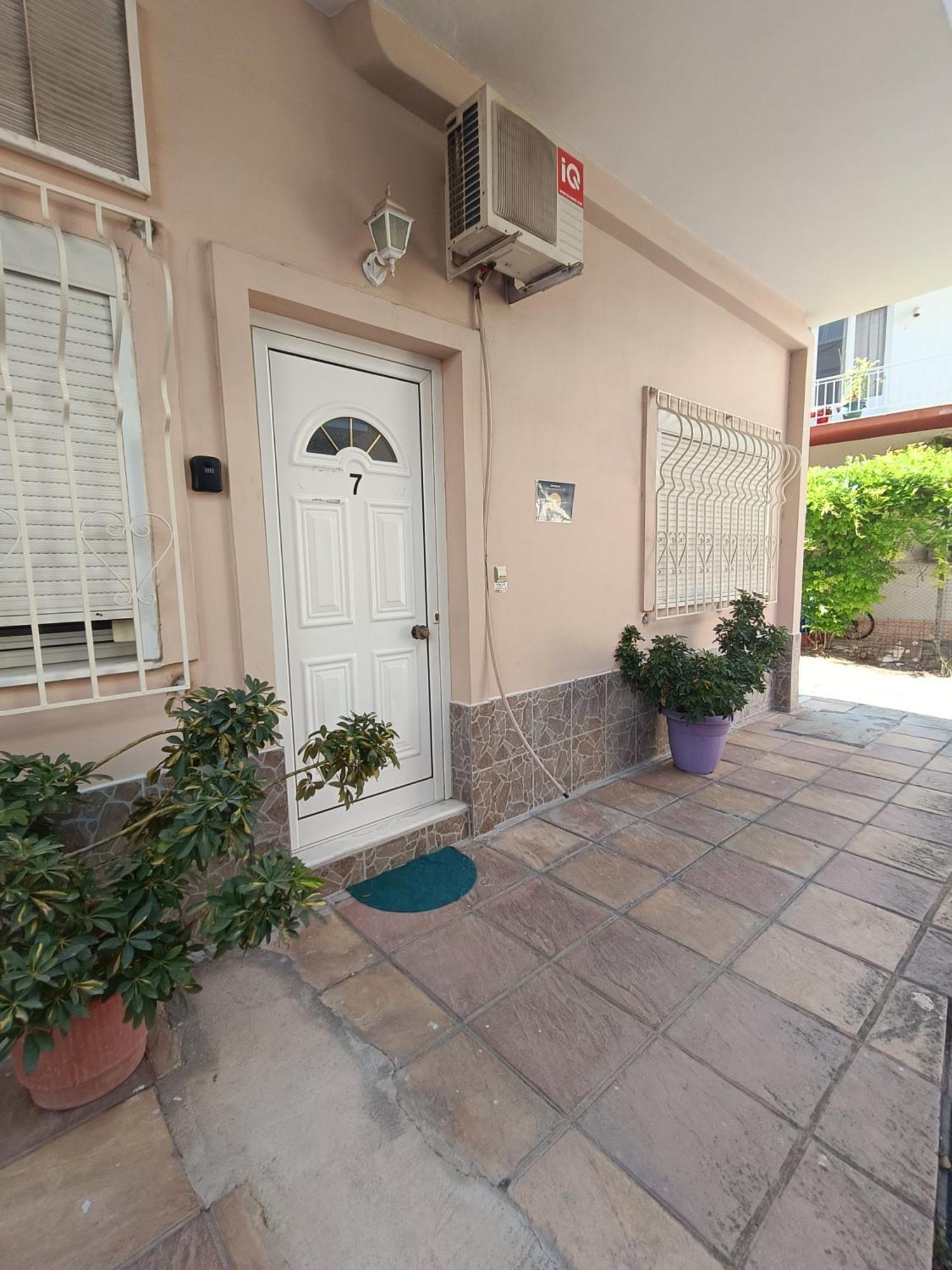 איגיו Cozy Apartment In The Center Of Aighion Achaia - Ground Floor - Ισόγειο Στουντιο מראה חיצוני תמונה